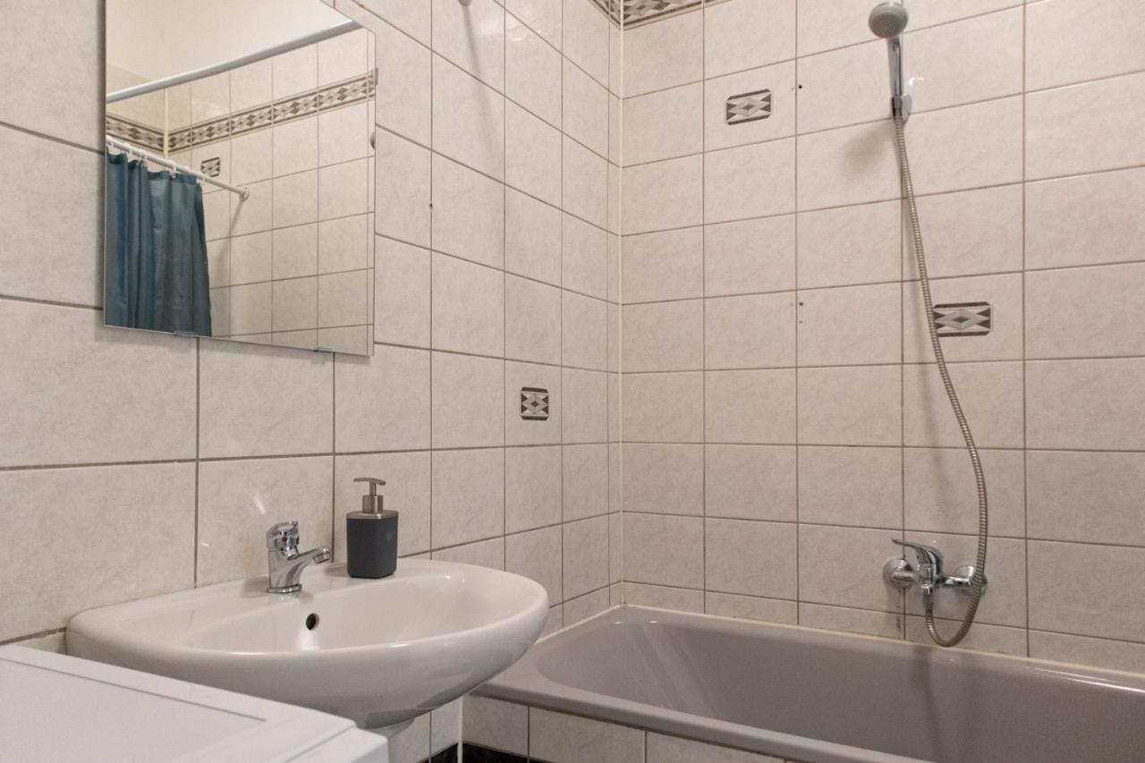 Spacious 2Br Apt.-Near Wiener Stadthalle Zewnętrze zdjęcie